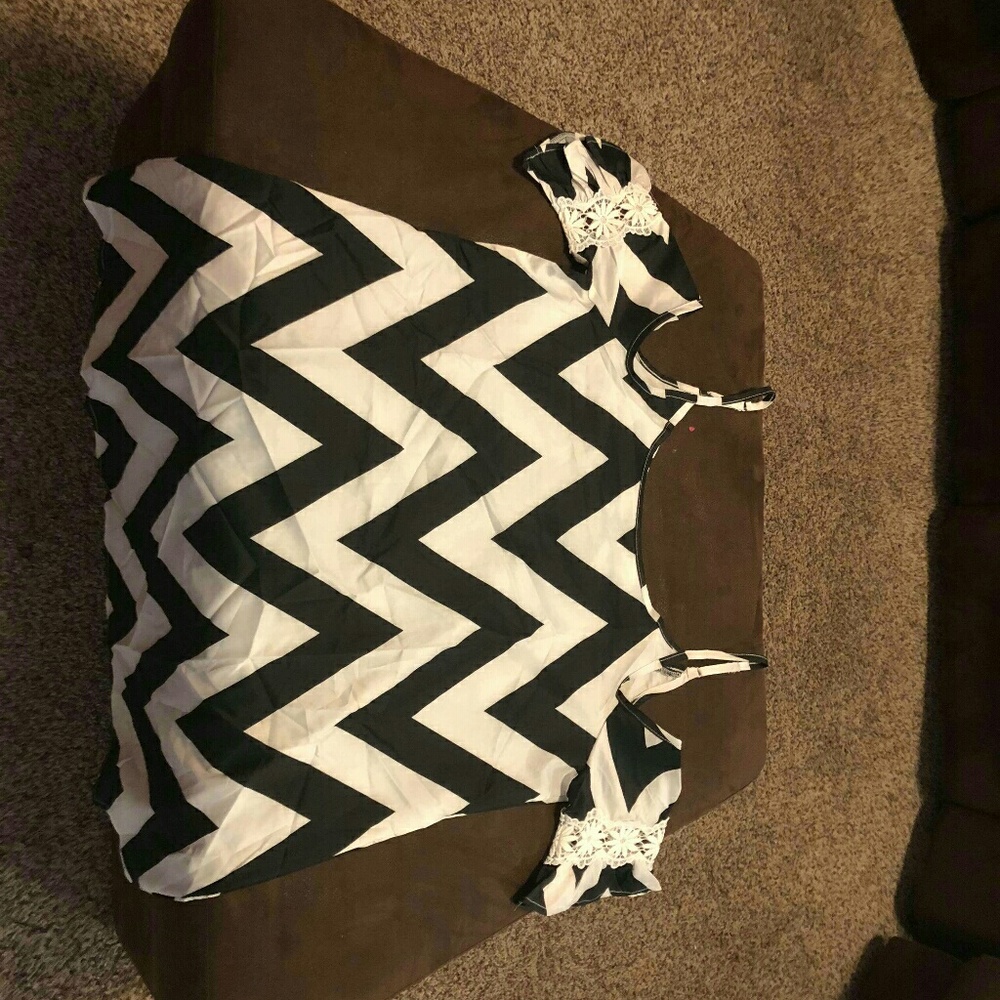 Zigzag striped dress